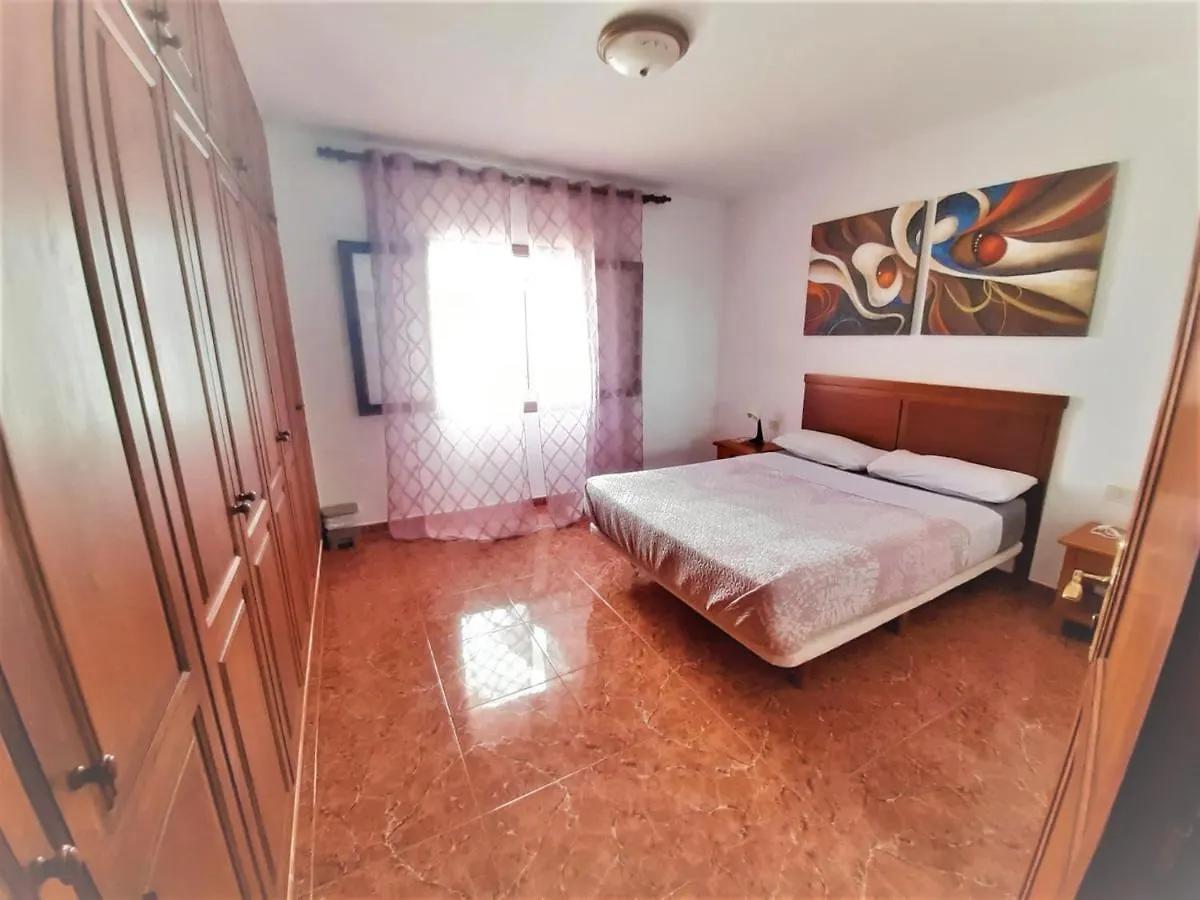 Banana Surf House Hotel Los Cristianos  Guest house Los Cristianos (Tenerife)